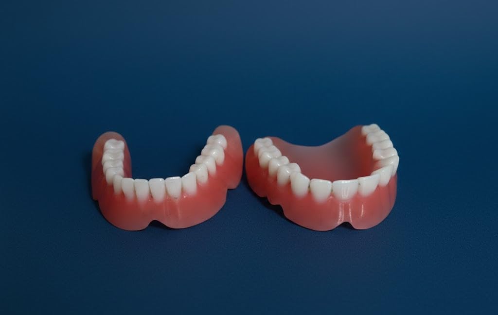 Upper Lower Denture E21490