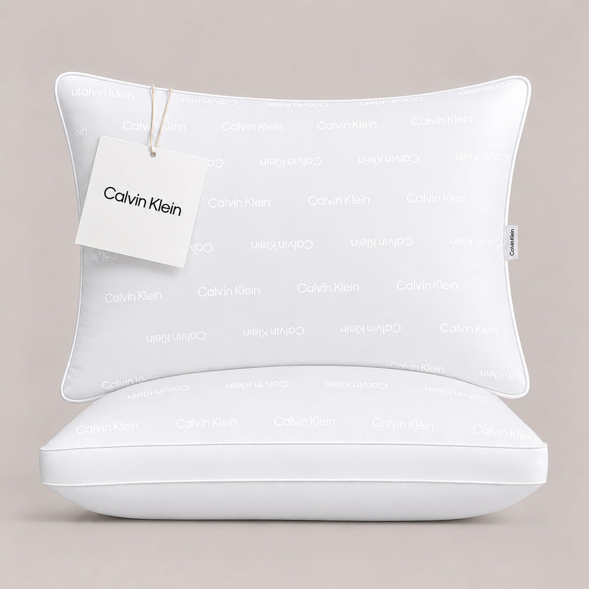 Queen Size Set of 2 Medium Soft Pillows U902709