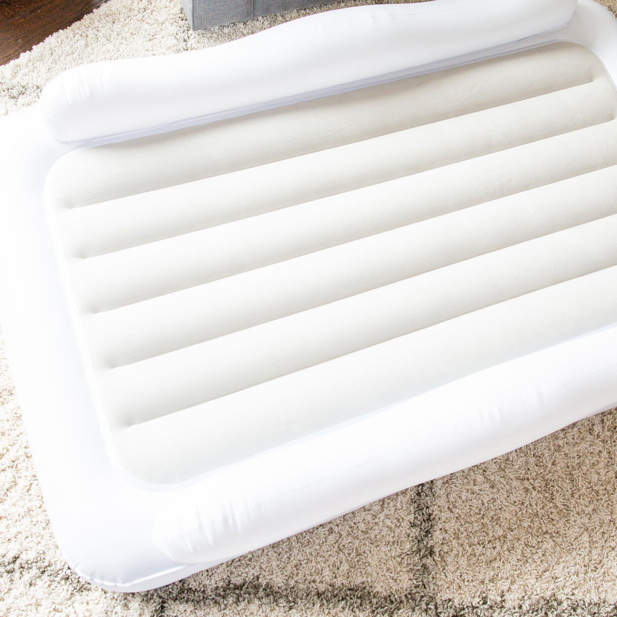 Inflatable Toddler Travel Bed with Pump & Carry Bag Z645977